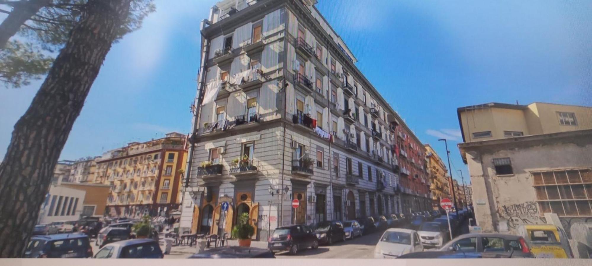 Al Centro Napoli Sinner Haus Buitenkant foto